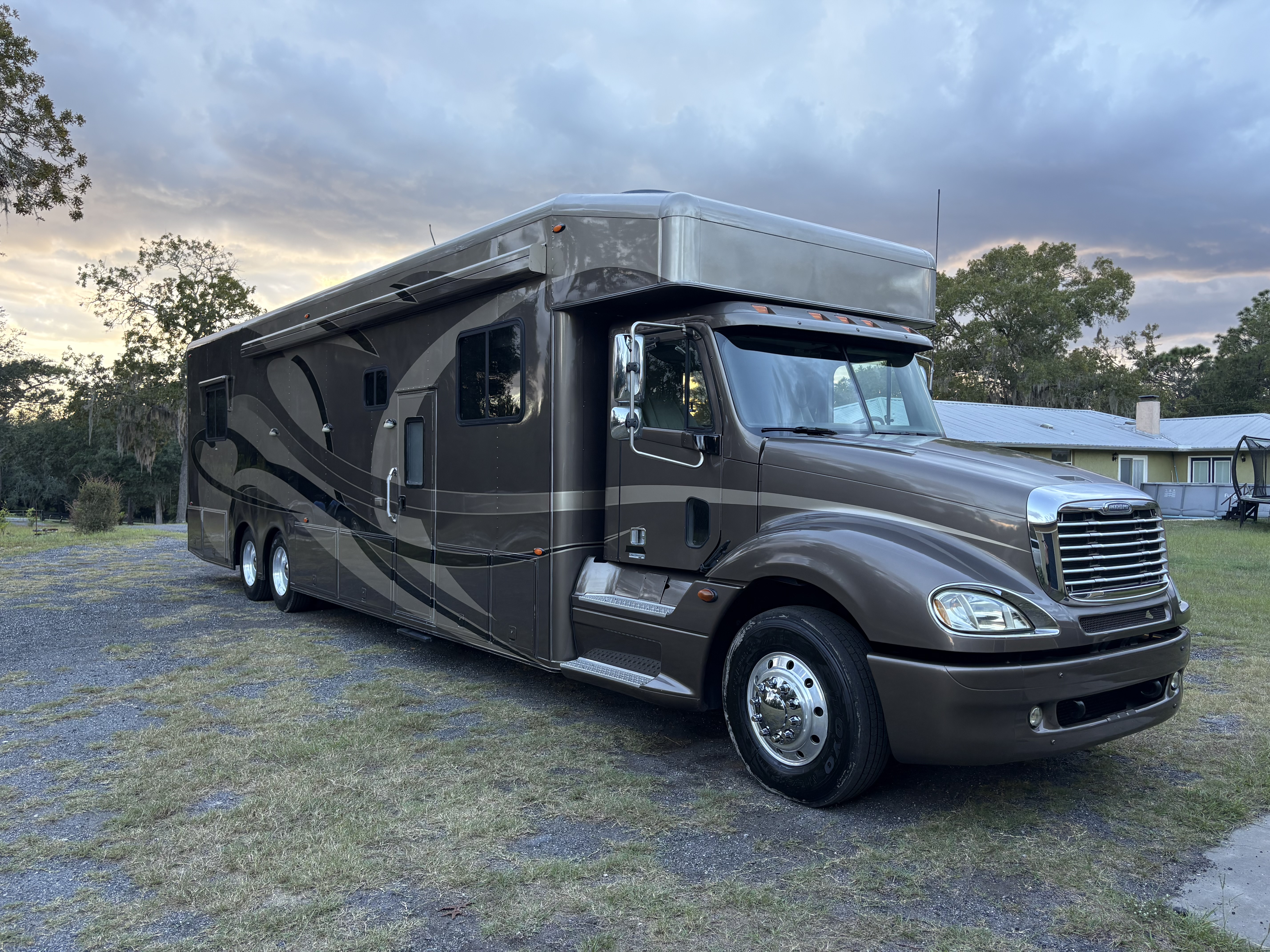 Used 2007 NRC 45' Motorcoach